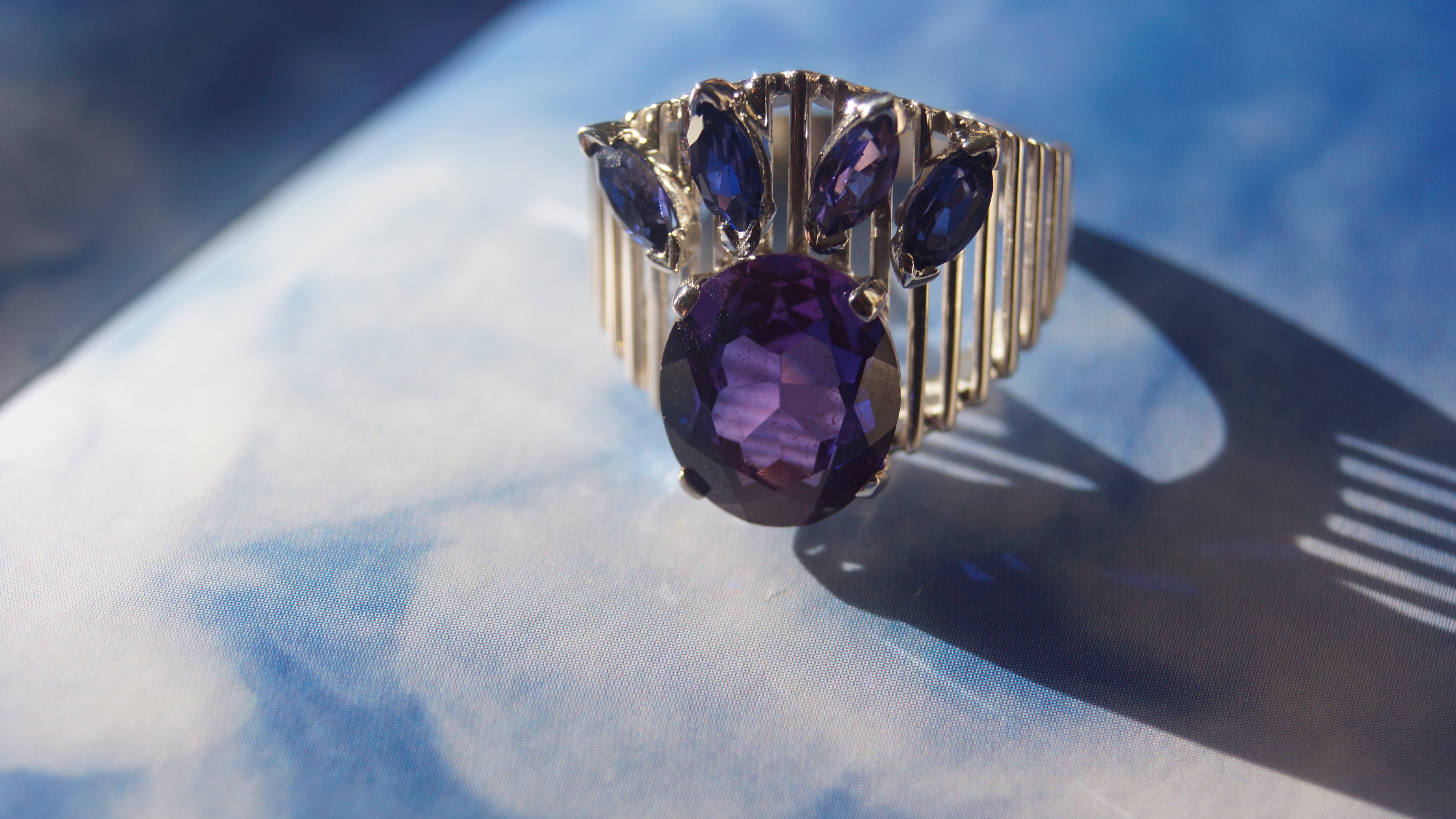 Color-Shift Sapphire Cocktail Ring